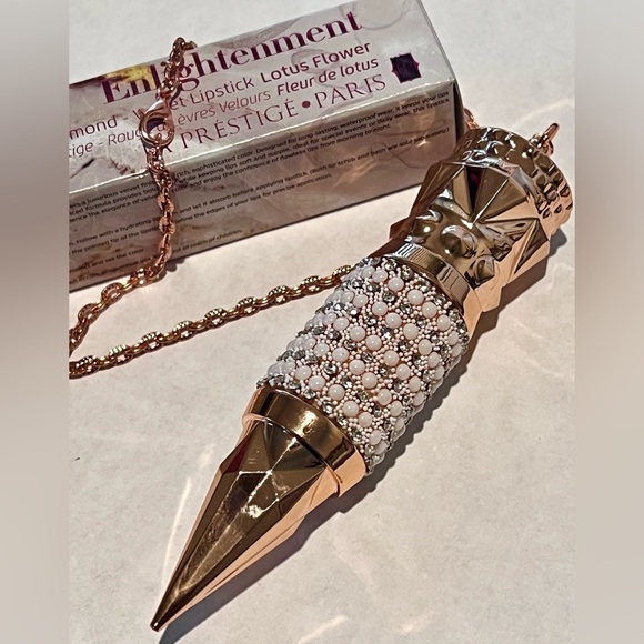 LA PRESTIGE PARIS Enlightenment Velvet Lipstick & Case in Lotus Flower Pink. NEW - Picture 11 of 16